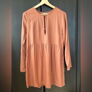 Women long sleeve dress. Size L